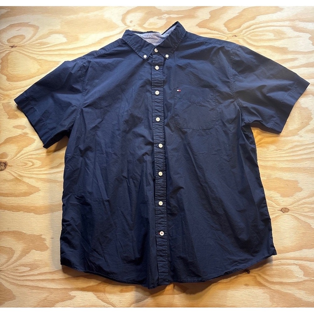 Tommy Hilfiger Classic Fit Men's 2XL Navy Cotton Solid Button-Down Short Sleeve